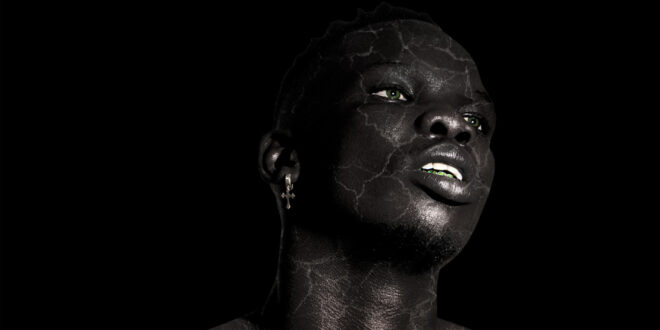 Blxckie - B4Now (Deluxe) [E]