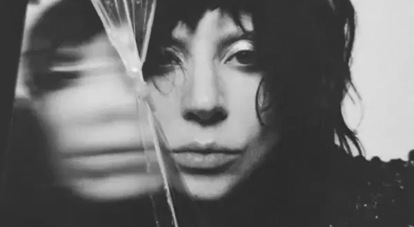 Lady Gaga - MAYHEM (New Edition)