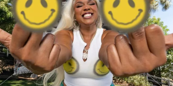 Lizzo - MY FACE HURTS FROM SMILING