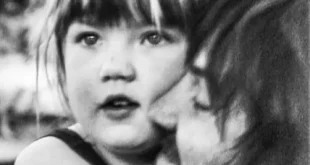 Tame Impala - Deadbeat [E]