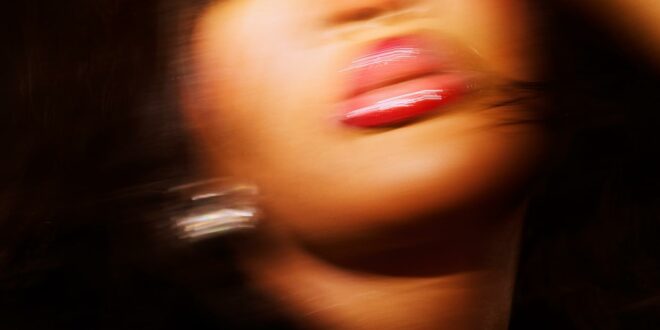 Tems – Love Is A Kingdom